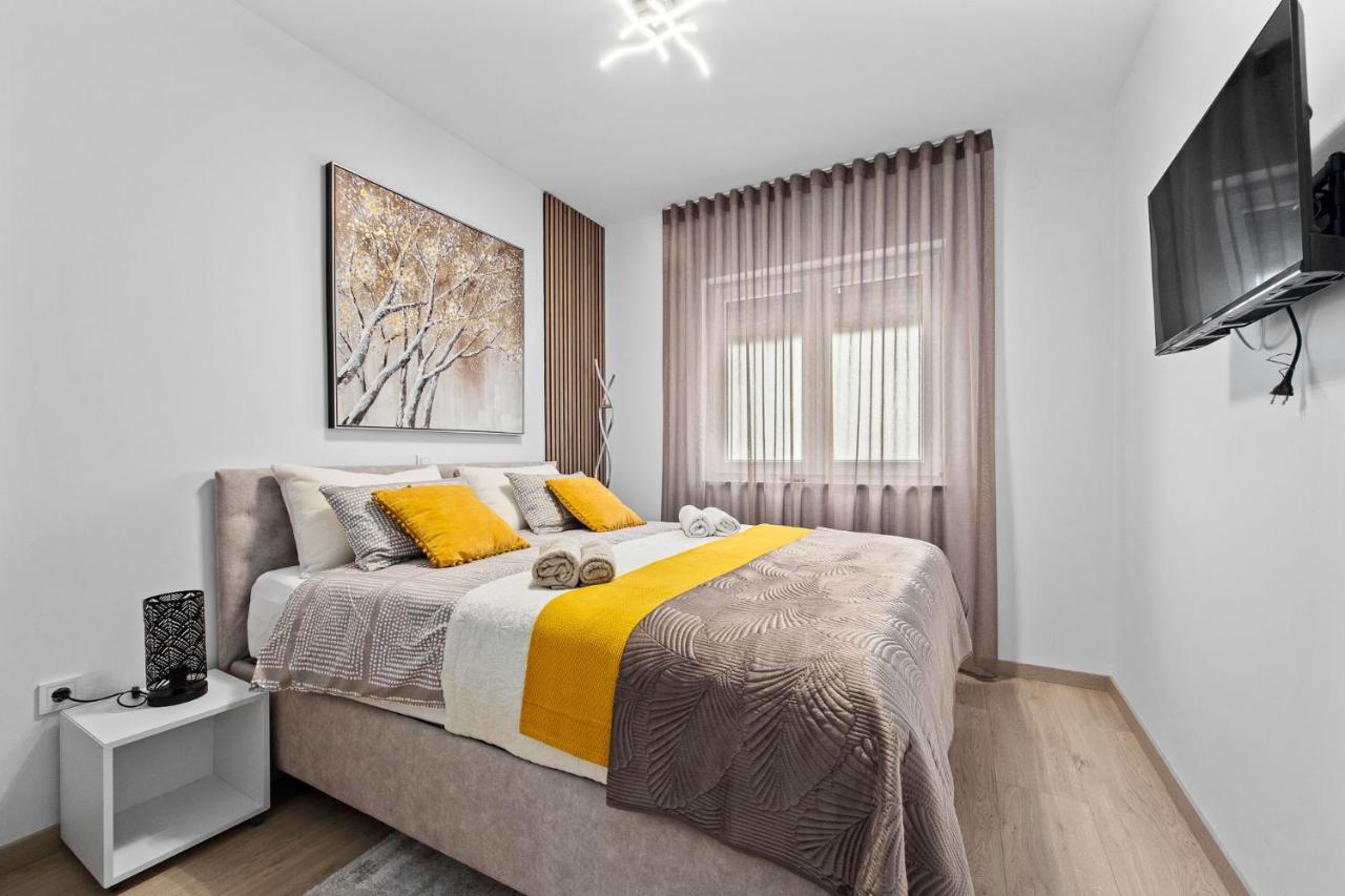 Apartment Leone 梅杜林 外观 照片