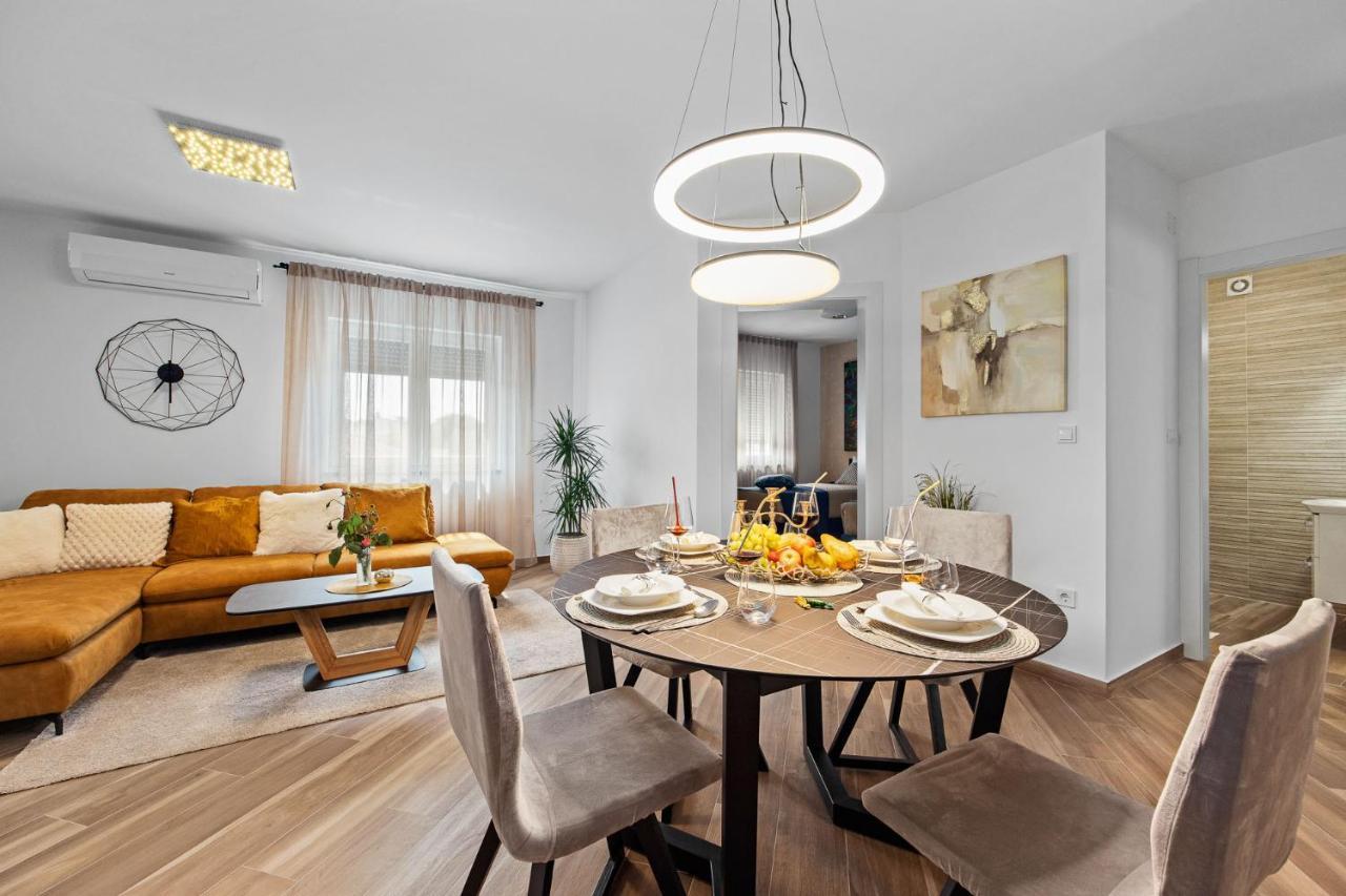 Apartment Leone 梅杜林 外观 照片